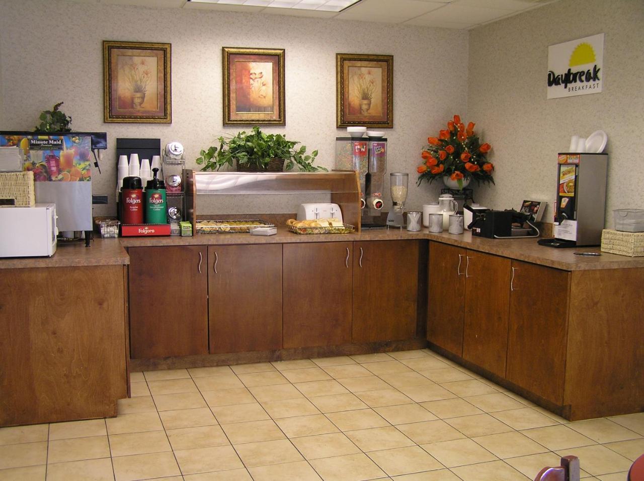 亚特兰大石头山戴斯酒店 外观 照片